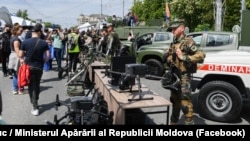 Expoziție organizată de Armata Națională de echipamente și tehnică militară în Piața Marii Adunări Naționale, 9 mai 2024.