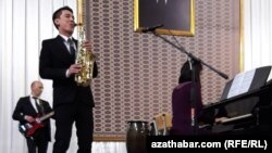 Türkmen Döwlet konserwatoriýasynyň döredijilik topary tarapyndan gurnalan "Bahar ylhamy" atly konsert. Aşgabat, 2024-nji ýylyň 1-nji marty.