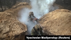24 червня українські військові заявили, що в травні зафіксували 715 випадків застосування російськими військовими боєприпасів, що містять «небезпечні хімічні сполуки» (фото ілюстративне)