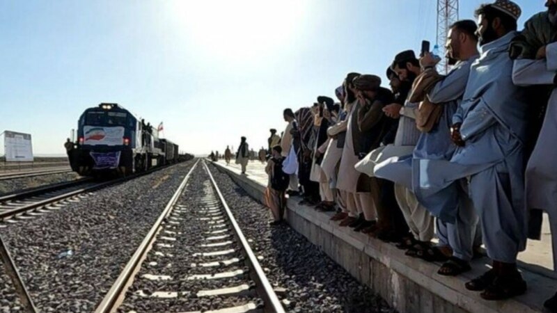 اولین قطار حامل کالا از افغانستان به ترکیه، در ایران گرفتار شد
