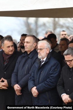 Џафери и функционерите од ДУИ, Ејуп Рустеми, Артан Груби и Фатмир Бесими на стартот на изградба на обиколница во Тетово