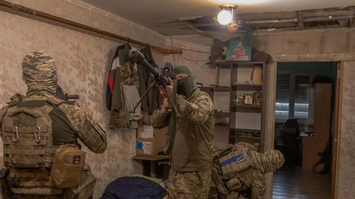 Elite Ukrainian snipers describe their war from the shadows