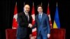 Прем’єр-міністр України Денис Шмигаль (ліворуч) і голова уряду Канади Джастін Трюдо. Торонто, 11 квітня 2023 року