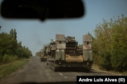 Tanks on the way to the front line.