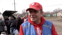 Volunteer Risks His Life To Bring Drinking Water To War-Torn Towns Near Bakhmut