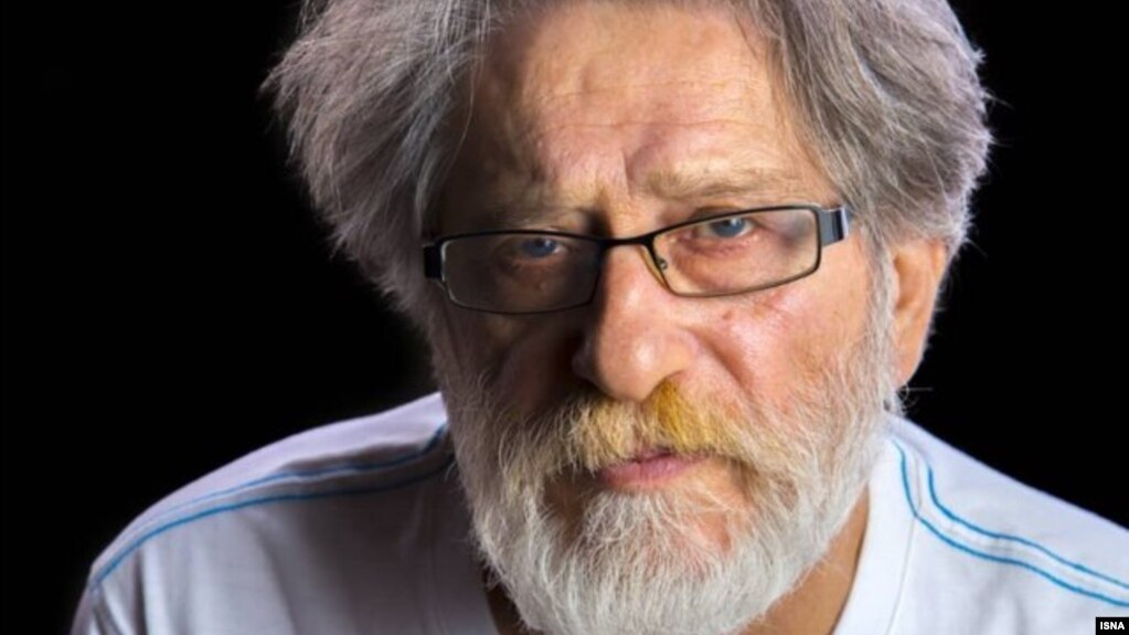 شاپور جورکش، شاعر و منتقد ادبی