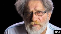 شاپور جورکش، شاعر و منتقد ادبی