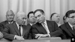 Энвер Мамедов (в центре). Фото 1966 года