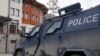 Një veturë e Policisë së Kosovës pranë kompleksit "Rajska Banja" në Banjskë të Zveçanit. 20 dhjetor 2023. 