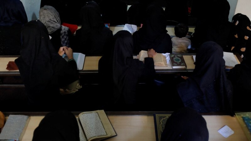 BE: Talibanët nuk kanë dhënë zotim për rihapjen e shkollave për vajzat afgane