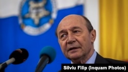 Fostul președinte Traian Băsescu a declarat recent, la un interviu acordat Digi 24, că unul dintre premierii din mandatele sale de șef al statului a redus cu bună știință bugetul alocat Armatei, motiv pentru care l-a acuzat de trădare la o ședință a CSAT.