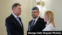 Președintele Klaus Iohannis, președintele PSD, Marcel Ciolacu, si ministrul Familiei, Gabriela Firea, la Palatul Cotroceni, 26 februarie 2020.