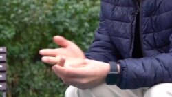 Ронандаи таксӣ аз муҳоҷирон мехоҳад, ҳушёр бошанд