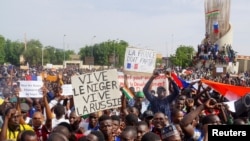 Мітинг прихильників хунти в Ніамеї, Нігер, 30 липня 2023 року