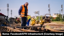Pe 8 februarie 2024, CFR Infrastructură a anunțat începerea lucrărilor pentru ridicarea restricțiilor de viteză între stațiile Rădoiești și Atârnați/Regionala Craiova. Lucrările sunt în valoare de 17,9 milioane de lei fără TVA. Banii sunt fonduri nerambursabile PNRR.
