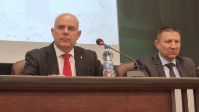 Министърът на правосъдието Крум Зарков насрочи изслушване на главния прокурор