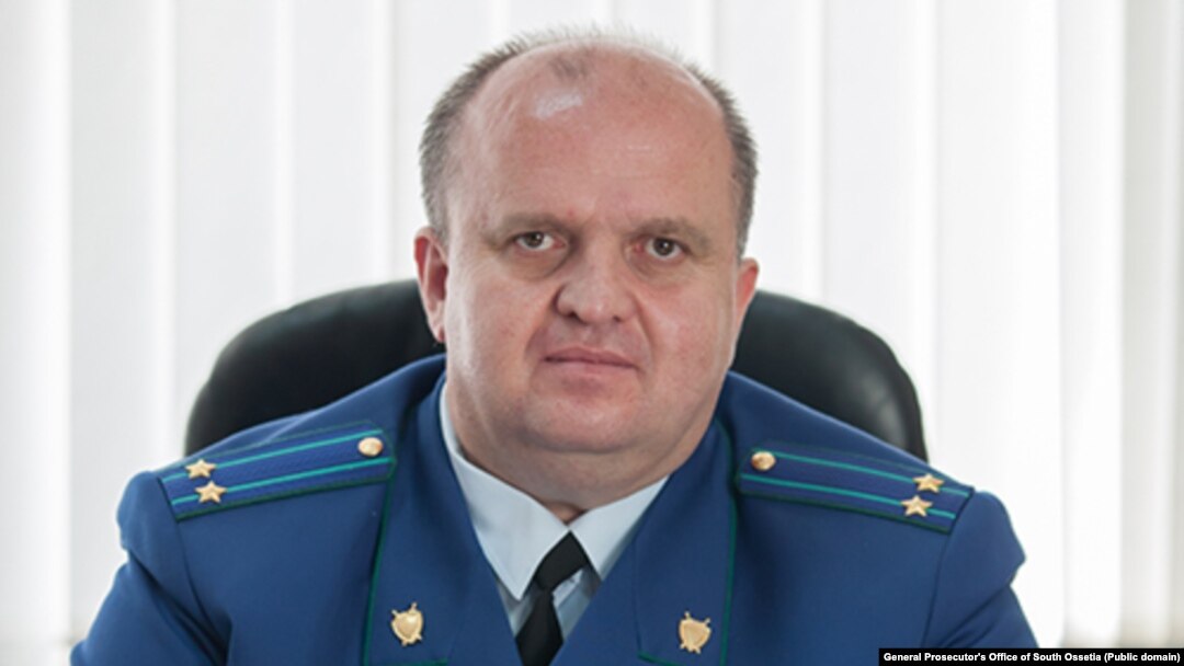 Алан Кулумбегов