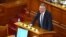 Валери Жаблянов на парламентарната трибуна. Снимката е архивна