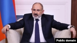 Armenia - Prime Minister Nikol Pashinian is interviewed by British journalists, Yerevan, April 22, 2024.