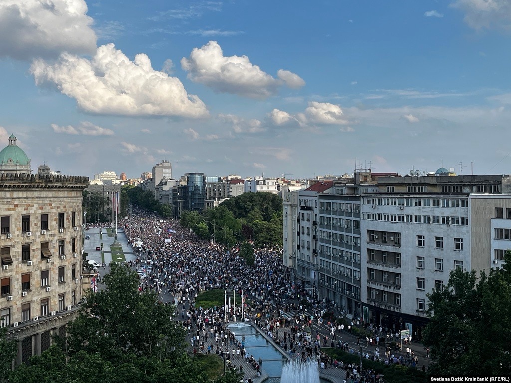 Zahtevi protesta su ostavke ministra policije Bratislava Gašića i direktora Bezbednosno informativne agencije Aleksandra Vulina. Beograd 9. juna 2023.