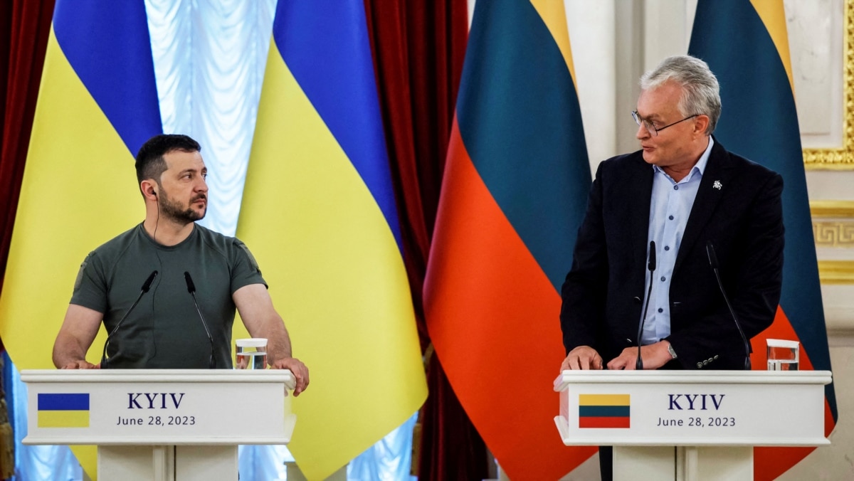 До Києва прибув президент Литви Науседа