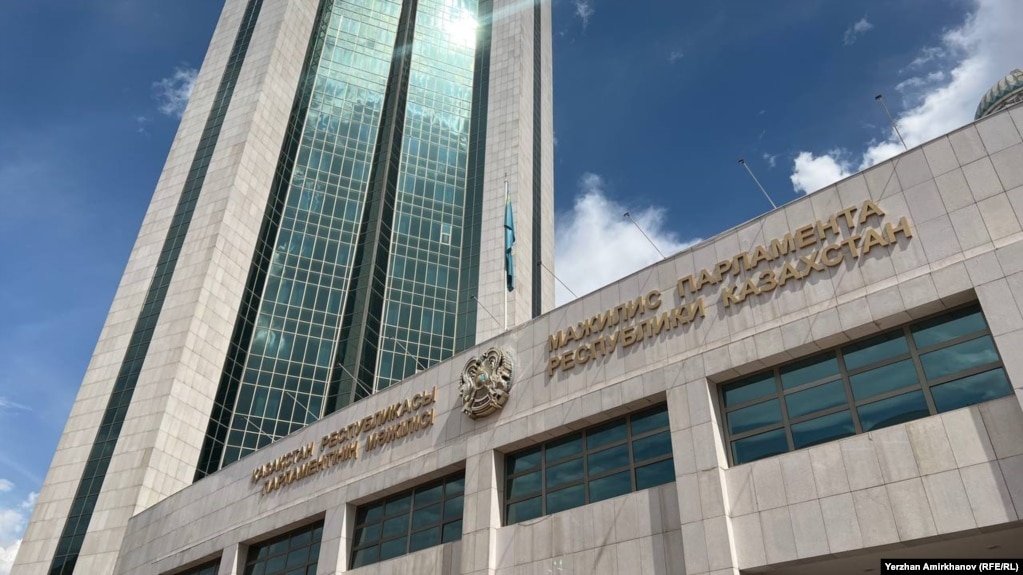 Мажилис парламента Казахстана в Астане