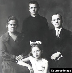 Казимир Киркилевич с семьей