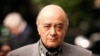 Mohamed Al-Fayed sosind la o audiere de tribunal legată de moartea Prințesei Diana la Londra, în 2007. 