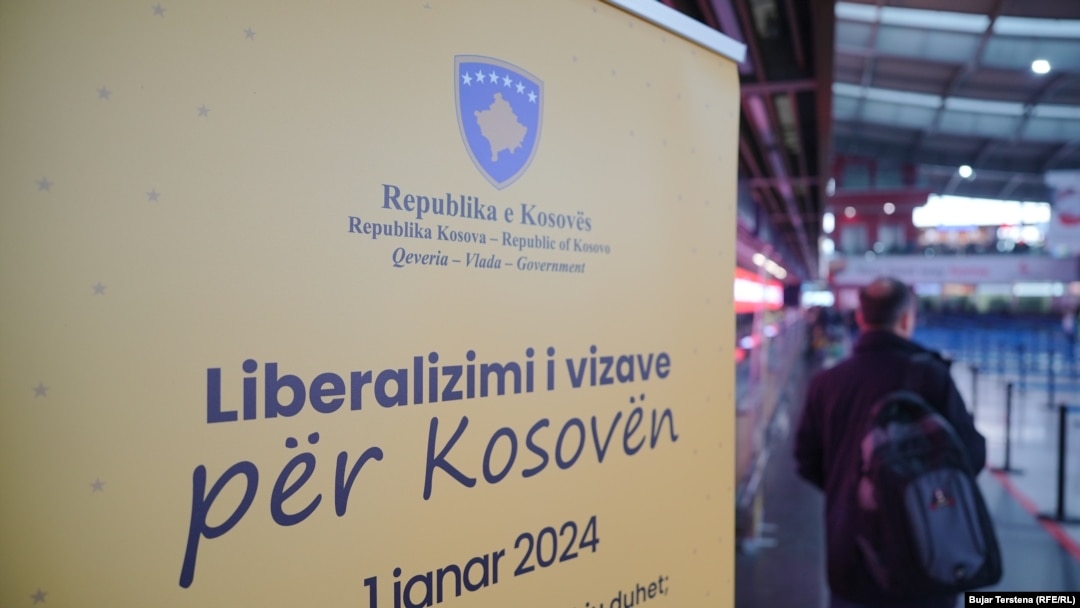 Kosovars Begin Long-Awaited Visa-Free Travel To Schengen Countries