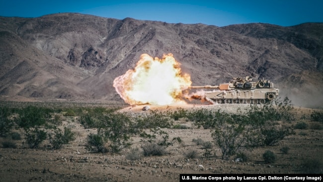 Танк Abrams M1A1