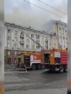 Гореше станбена зграда по смртоносните руски напади на Днепропетровск