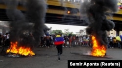 Demonstracije nakon što su i trenutni predsjednik i predstavnik opozicije proglasili pobjedu na izborima, Puerto La Kruz, Venecuela, 29. jul 2024.