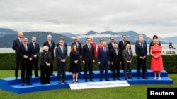 Ministri finansija G7 na sastanku u italijanskom odmaralištu Stresa na jezegu Maggiore, 24. maj 2024. 