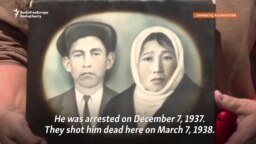 Kazakhs Honor Stalin's Victims