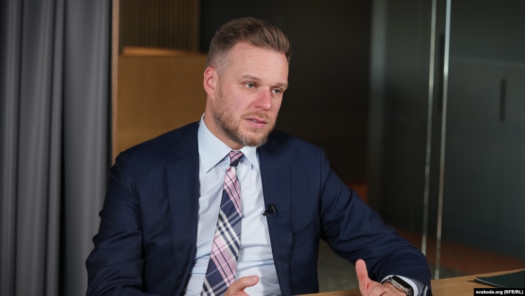 Lithuanian Foreign Minister Gabrielius Landsbergis said that while "the potential danger that moving nuclear arms brings" cannot be underestimated, "more dangerous than the weapon is the intention to bring it to Belarus."