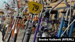 Muzej bicikala i pop kulture otvoren je krajem oktobra 2023. u Kragujevcu, gradu u centralnoj Srbiji, 23. 3. 2024.