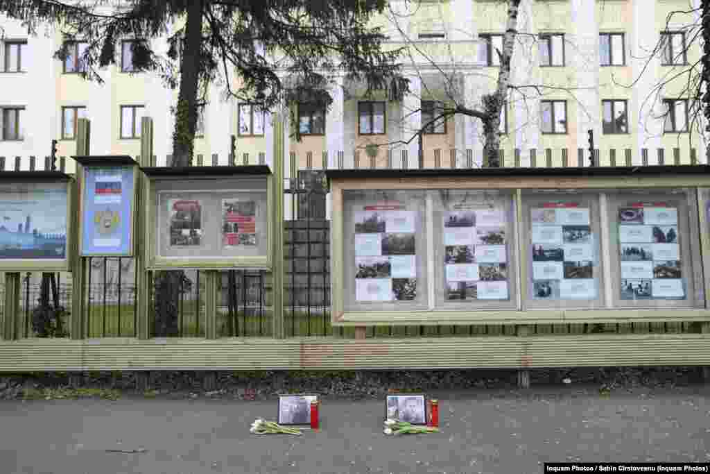 Serviciul penitenciar din Rusia a anunțat vineri că Navalnîi s-a simțit rău după ce-a fost la plimbare și și-a pierdut aproape imediat cunoștința. Medicii de la ambulanță au încercat să-l resusciteze, dar fără succes.&nbsp;