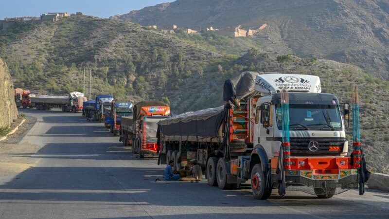 Afghan Border Trade Resumes After Pakistan Suspends New Visa Rule