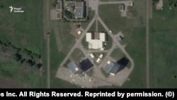 Удар по российской стратегической радиолокационной станции раннего предупреждения недалеко от Армавира, спутниковый снимок Planet.com, 23 мая 2024 года 