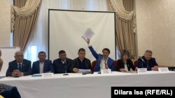 Кандидаты в депутаты мажилиса и маслихатов заявляют о несогласии с официальными результатами выборов. Шымкент, 21 марта 2023 года.
