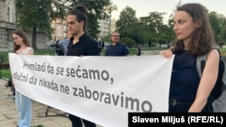 Okupljanje Inicijative mladih za ljudska prava u Beogradu povodom obilježavanja žrtava genocida u Srebrenici, 11. jula 2024.