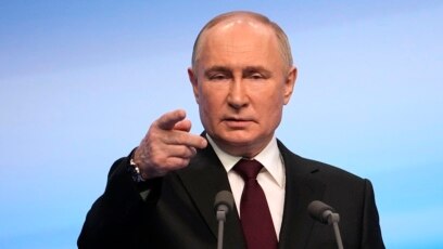 Владимир Путин удължи близо четвъртвековното си управление начело на Русия