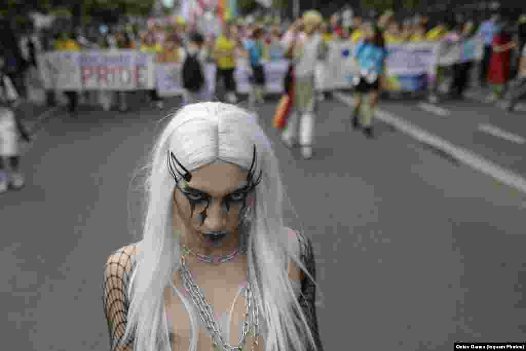 Participant la Bucharest Pride 2023.