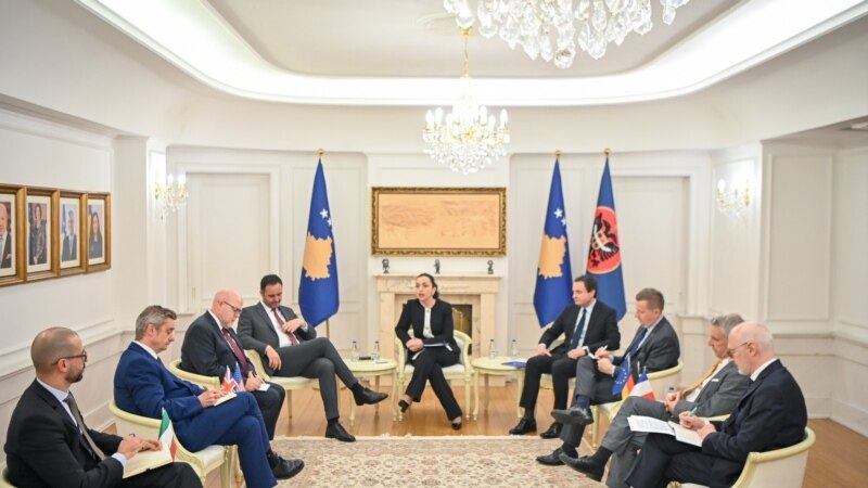 Ambasadorët e QUINT-it takohen me krerët e shtetit të Kosovës