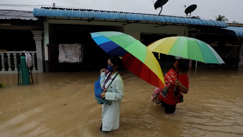 Poplave u Maleziji raselile 40 hiljada ljudi
