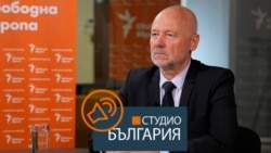  България ще продължи да изпраща оръжие на Украйна. Тодор Тагарев пред Свободна Европа 