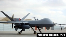 Дронът MQ-9 Reaper е с дължина 11 метра, височина 4 метра и тежи 2200 кг