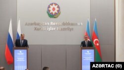 Azerbaijan -- Russian Foreign Minister Sergey Lavrov at a joint press conference with his Azerbaijani counterpart Jeyhun Bayramov in Baku, February 28, 2023.