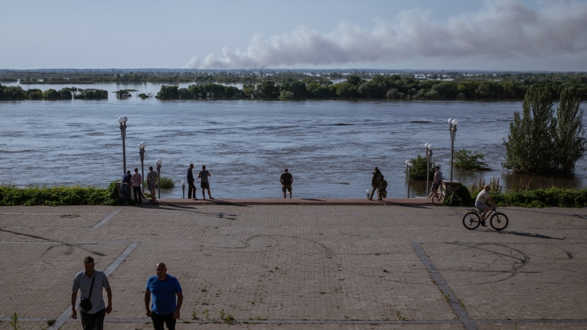 Occupation, Liberation, And Now The Flood: Dam Breach Upends Life In Kherson, Ukraine -- Again - Vimarsana News