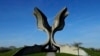 Kameni cvet je monumentalni spomenik posvećen žrtvama koje su stradale u Koncentracionom logoru Jasenovac tokom Drugog svetskog rata (foto arhiv)